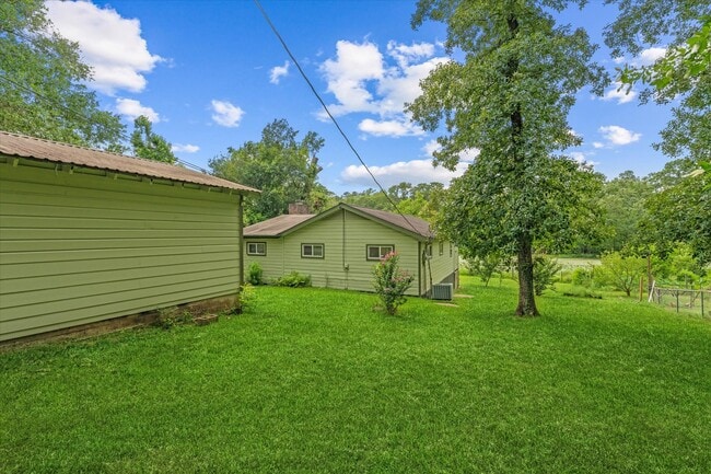 property at 11104 Quinlan North Lake Dr
