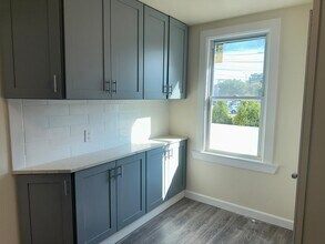 9 Covert Ave in Elmont, NY - Building Photo - Building Photo