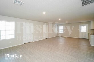 10762 Prusiner Dr in Converse, TX - Building Photo - Building Photo