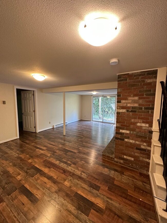 98-100 Sand Hill Rd in Amherst, MA - Building Photo - Building Photo
