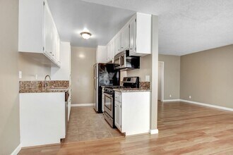 1234 Wellesley Ave in Los Angeles, CA - Building Photo - Building Photo