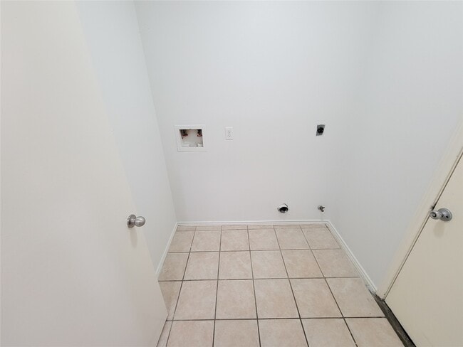 property at 8514 Opalwood Ct