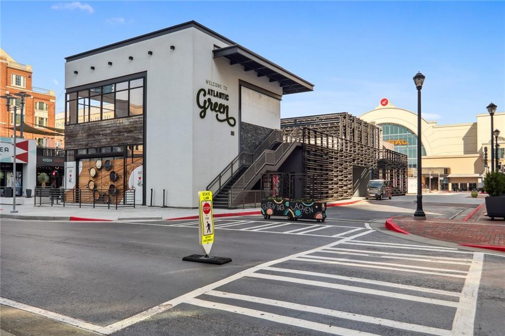 70-73 500 in Atlanta, GA - Building Photo