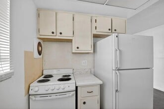 1406 Barton Rd in Lake Worth Beach, FL - Building Photo - Building Photo