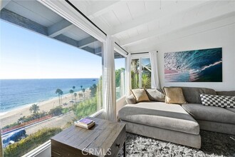 31261 Monterey St in Laguna Beach, CA - Foto de edificio - Building Photo