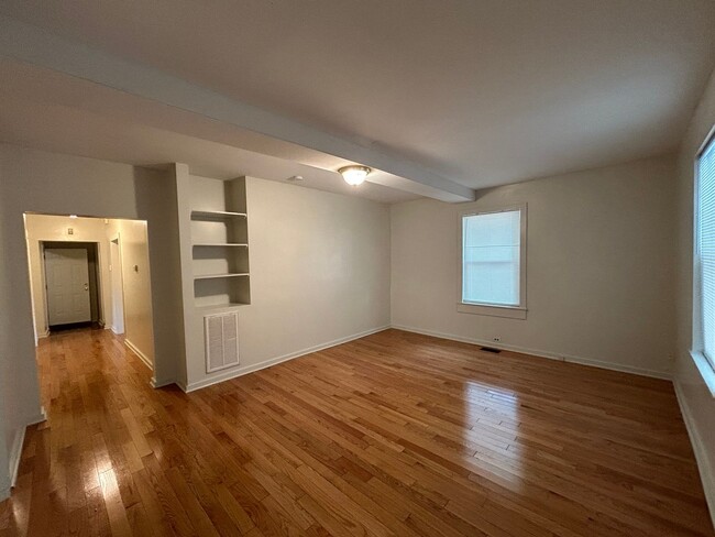 913 Orient St in Durham, NC - Building Photo - Building Photo