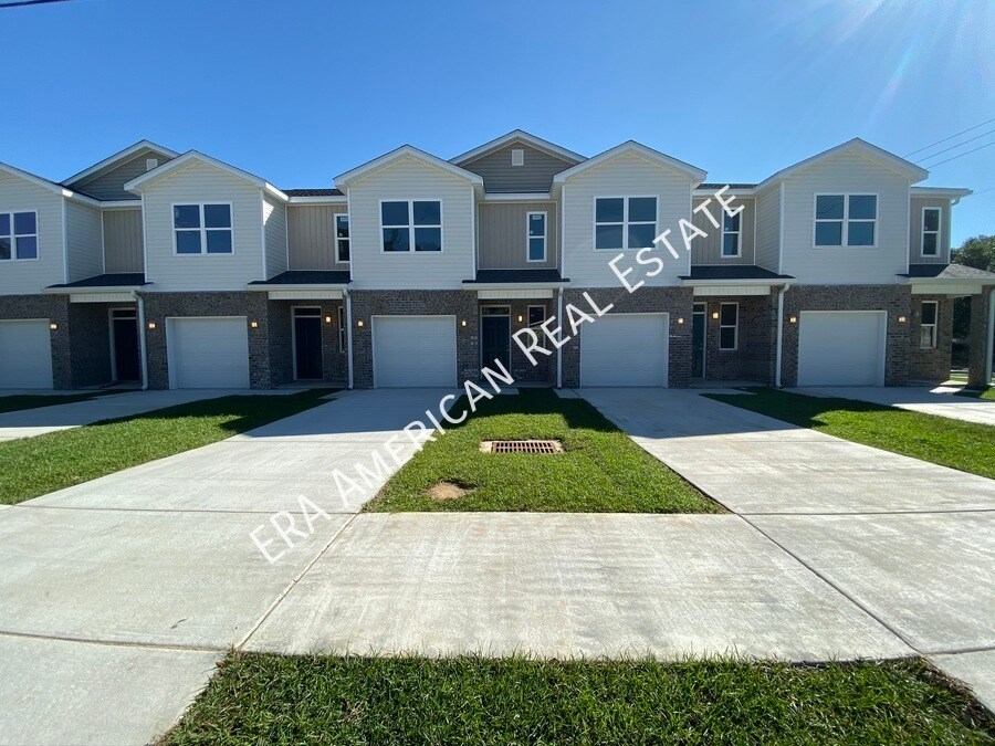 101E Alabama Ave NW in Fort Walton Beach, FL - Building Photo
