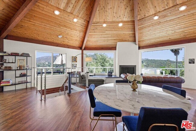 1746 Deerhill Trail in Topanga, CA - Building Photo - Building Photo