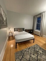 3585 Décarie Boul in Montréal, QC - Building Photo