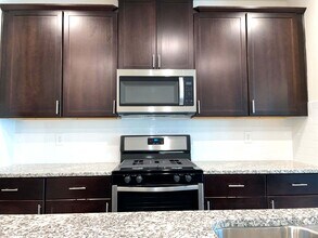 1642 Villageside Ct in Lawrenceville, GA - Building Photo - Building Photo