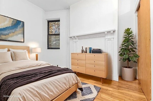 25 Thompson St, Unit 23
