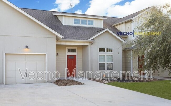 219 Circle Ct in Pleasanton, TX - Building Photo - Building Photo