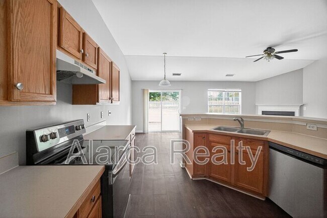 154 Pleasant Grove Ln in Mooresville, NC - Building Photo - Building Photo