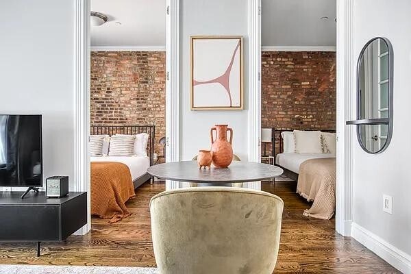 202 E 13th St in New York, NY - Foto de edificio