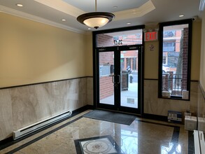 23-17 Broadway in Astoria, NY - Building Photo - Lobby