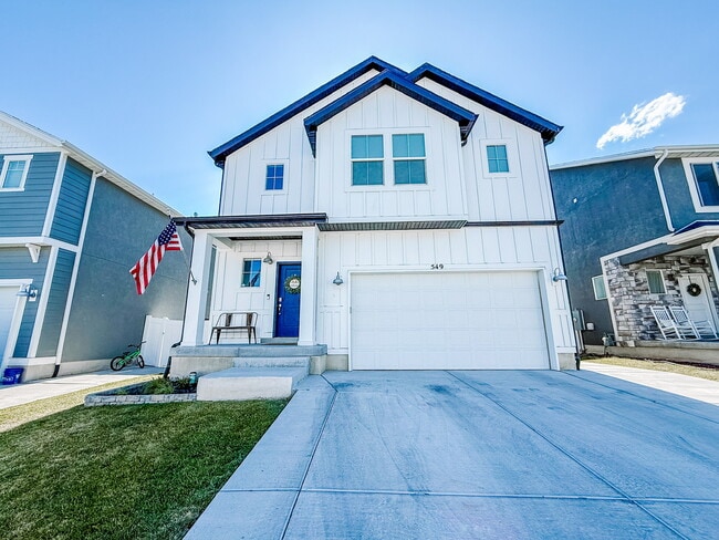 property at 549 N Orchard Dr