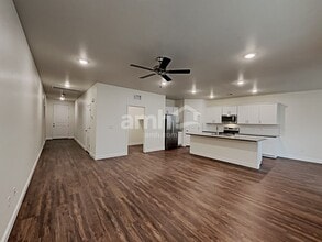 5615 Lighting Hope Ct in North Las Vegas, NV - Building Photo - Building Photo
