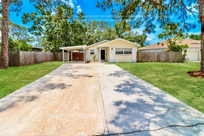 property at 2512 Casilla Way S