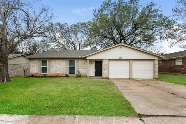 510 Durham Dr in Arlington, TX - Building Photo