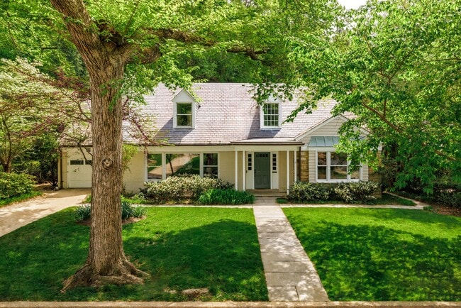 5108 Macomb St NW in Washington, DC - Building Photo - Building Photo