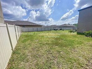 4404 Eternal Prince Dr in Sun City Center, FL - Building Photo - Building Photo