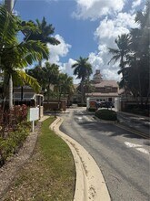 15680 SW 106th Ln in Miami, FL - Building Photo - Building Photo