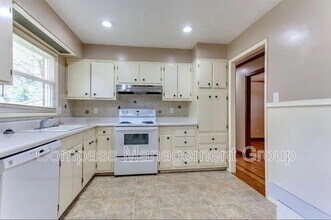 9204 Topoco Dr in Knoxville, TN - Building Photo - Building Photo