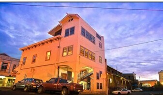 277 Keawe St, Unit Loft Apartment in Hilo, HI - Building Photo