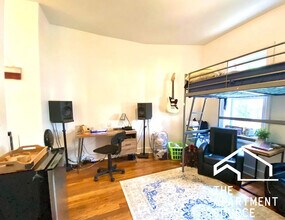 1820 S Throop St in Chicago, IL - Building Photo - Building Photo