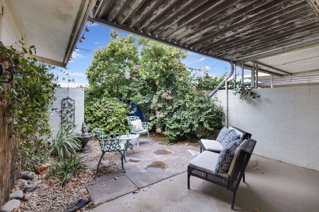 property at 10547 W Coggins Dr