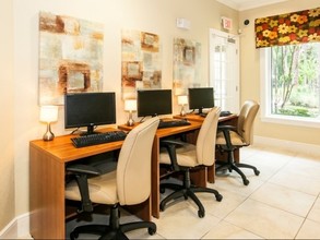 Taylor Place in DeLand, FL - Building Photo - Interior Photo