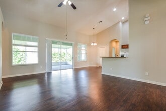 13836 Old Dock Rd in Orlando, FL - Foto de edificio - Building Photo