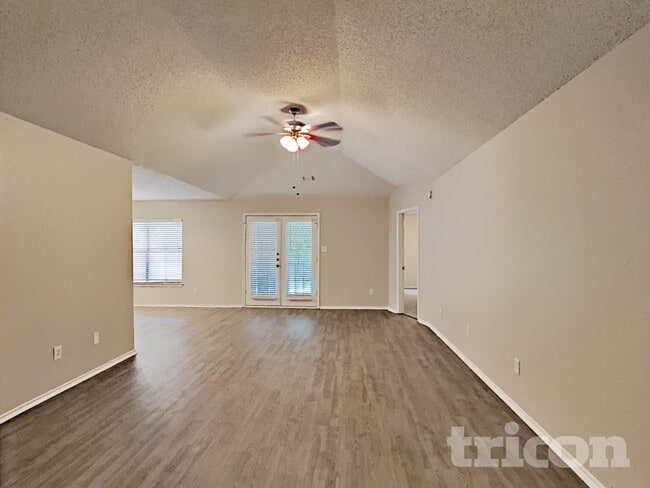 2309 Rolling Creek Run in Fort Worth, TX - Building Photo - Building Photo