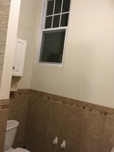 419 Houston St in Washington, PA - Foto de edificio - Building Photo