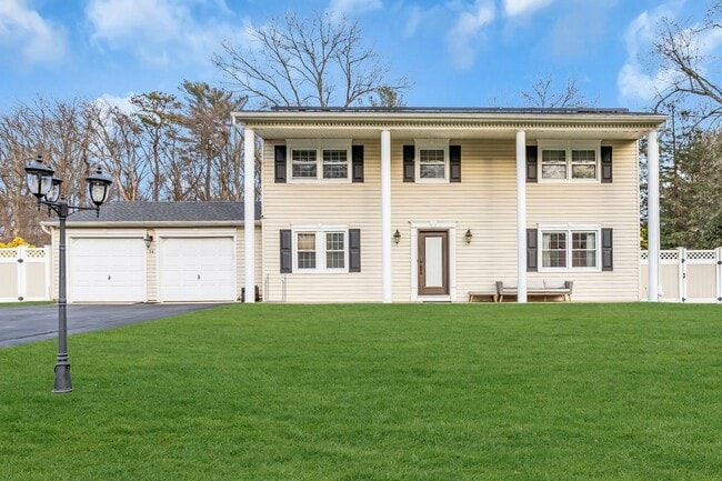 property at 14 Regina Rd