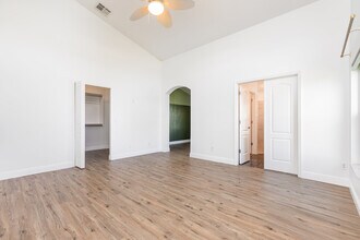 6124 Bobby Jones Ct in Palmetto, FL - Building Photo - Building Photo