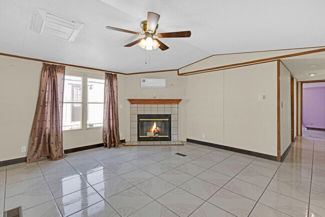 9849 Alameda Ave in Socorro, TX - Building Photo - Building Photo