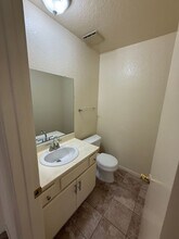 15346 Bellflower Blvd in Bellflower, CA - Building Photo - Building Photo