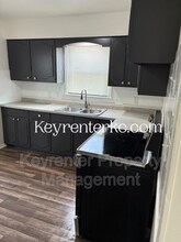 11329 East 39th St S in Independence, MO - Building Photo - Building Photo