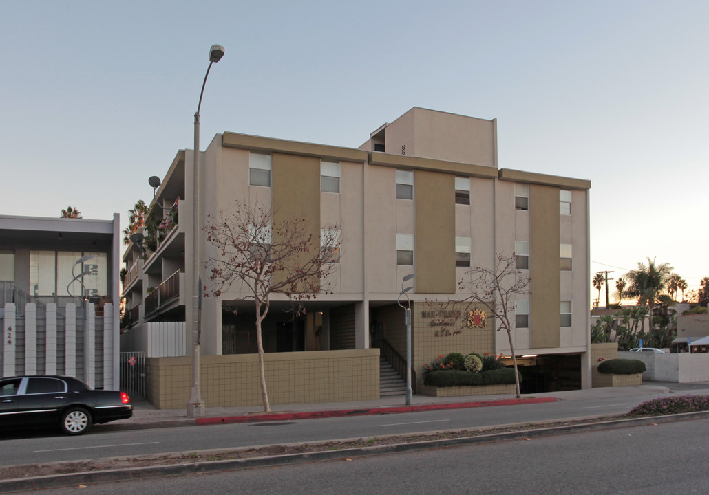 Mar Crest Apartments in Santa Monica, CA - Building Photo