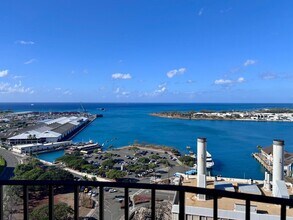 700 Richards St in Honolulu, HI - Building Photo - Building Photo