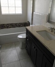 1320 Milano Dr in Naples, FL - Building Photo - Building Photo