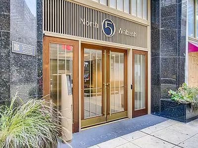 5 N Wabash Ave in Chicago, IL - Building Photo - Building Photo