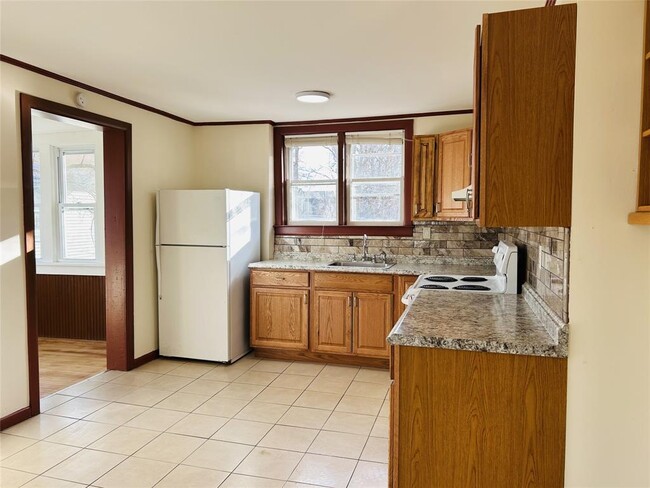 42 Cozzens Ave in Highland Falls, NY - Building Photo - Building Photo
