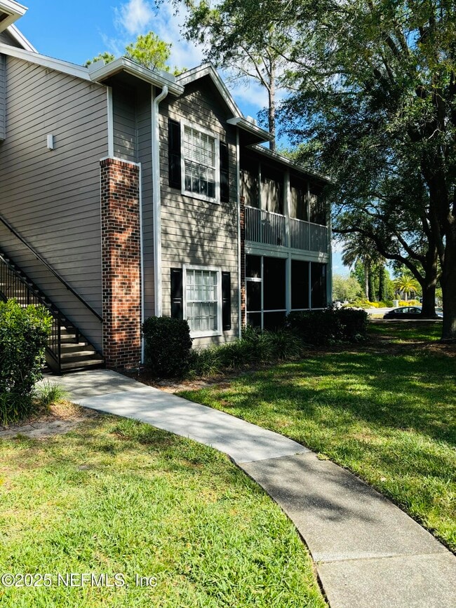 10000 GATE Pky in Jacksonville, FL - Building Photo - Building Photo