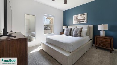 2825 Main St, Unit 915 in Buda, TX - Foto de edificio - Building Photo