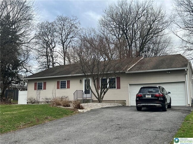 property at 760 Lloyd St