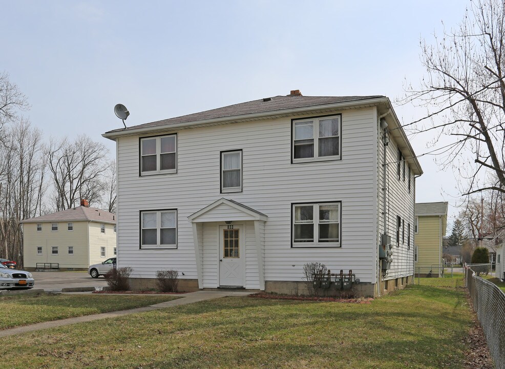 833 Millersport Hwy in Buffalo, NY - Building Photo