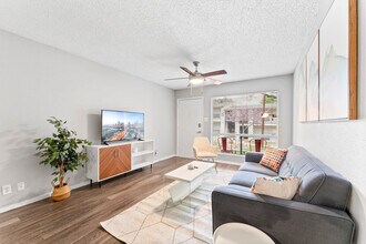 3501 S 1st St in Austin, TX - Foto de edificio - Building Photo