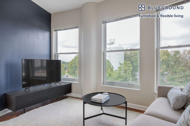 11351 Woodglen Dr, Unit FL6-ID721 in North Bethesda, MD - Building Photo - Building Photo